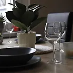 Gemuetliches Reihenhaus Mit Terrasse Magdeburgo