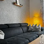 Gemuetliches Reihenhaus Mit Terrasse *