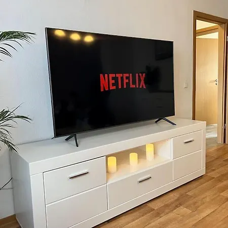 Διαμέρισμα Gemuetliches Reihenhaus Mit Terrasse