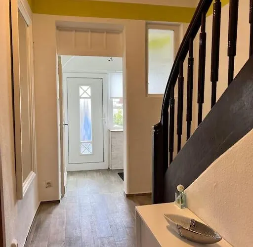 Gemuetliches Reihenhaus Mit Terrasse *