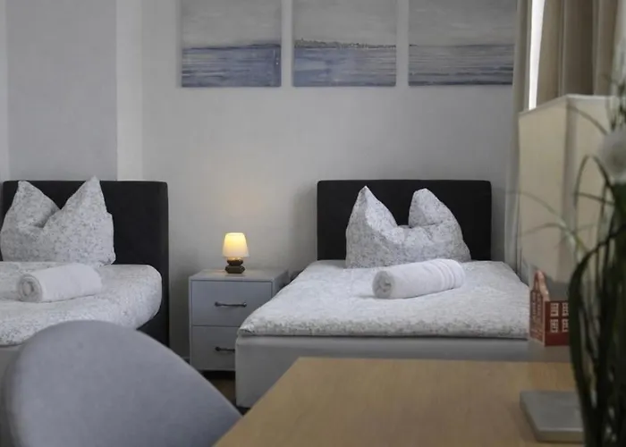 Gemuetliches Reihenhaus Mit Terrasse شقة