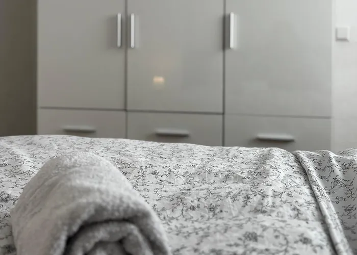 Gemuetliches Reihenhaus Mit Terrasse شقة