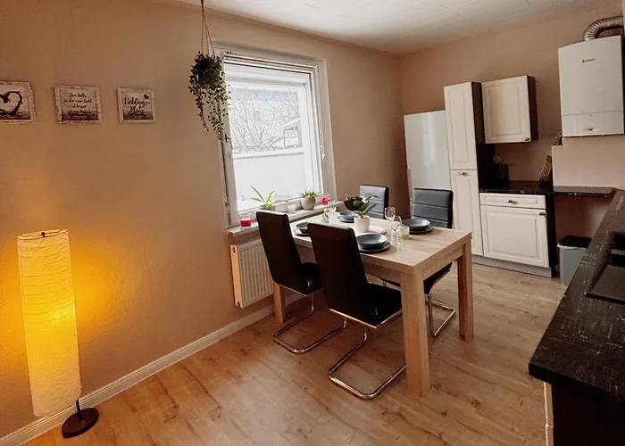 Gemuetliches Reihenhaus Mit Terrasse شقة *